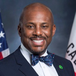 Headshot of Mike Gipson