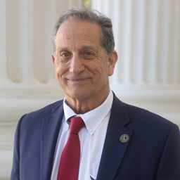 Stan Ellis headshot